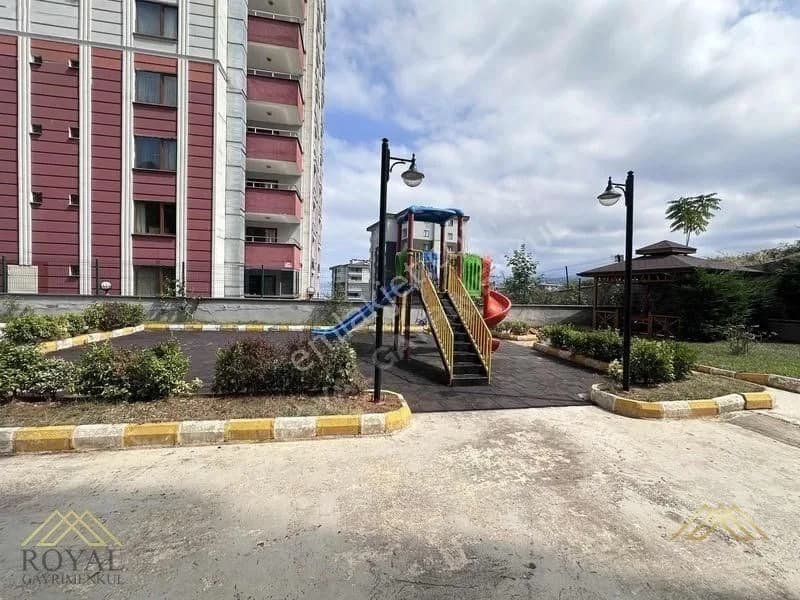 Yalıncak Mah., 4+1 Daire – 230 m², 5 Yaşında, 7M 5