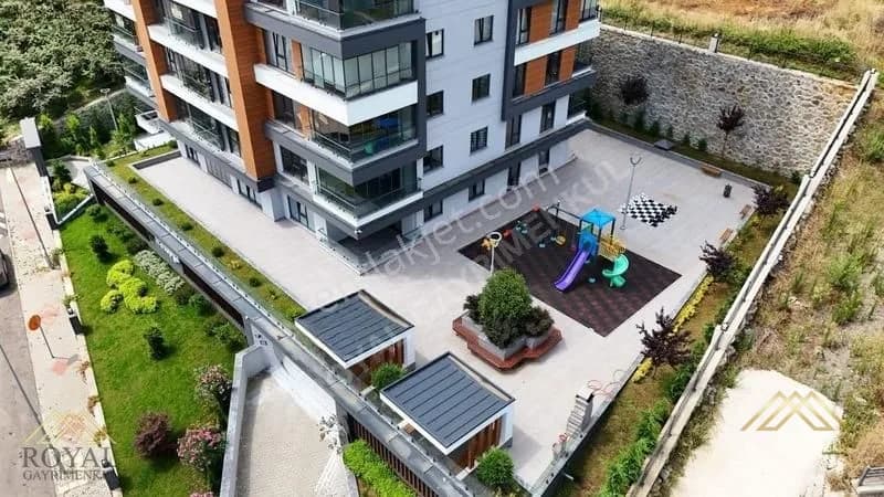 Royal'den Yalıncak Tratopya'da Deniz Manzaralı 4+1 Lüks Daire 6