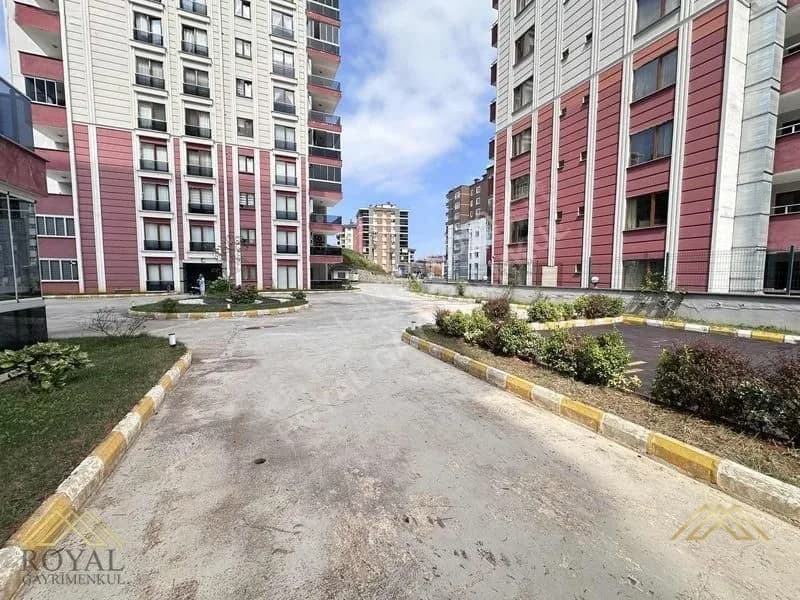 Yalıncak Mah., 4+1 Daire – 230 m², 5 Yaşında, 7M 6
