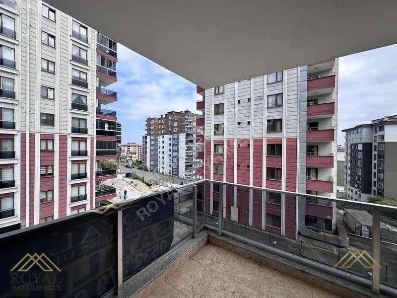 Yalıncak Mah., 4+1 Daire – 230 m², 5 Yaşında, 7M 26
