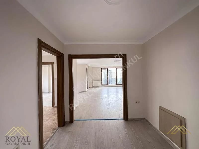 Yalıncak Mah., 4+1 Daire – 230 m², 5 Yaşında, 7M 17
