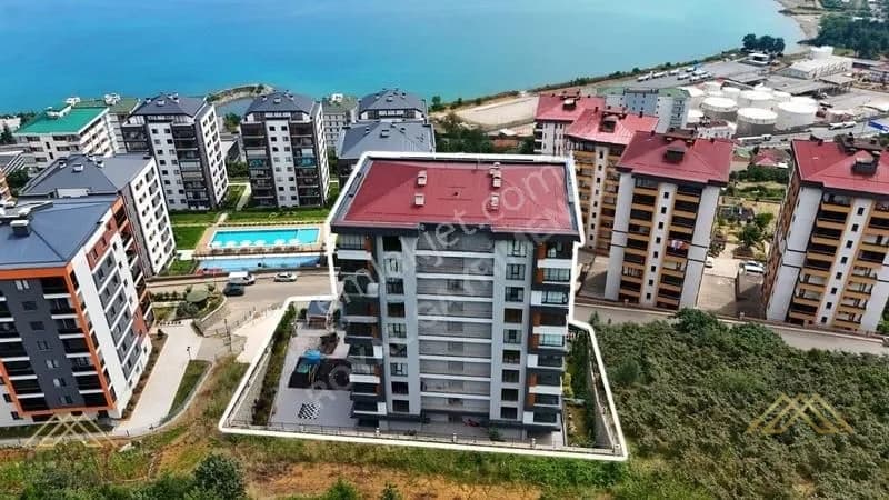 Royal'den Yalıncak Tratopya'da Deniz Manzaralı 4+1 Lüks Daire