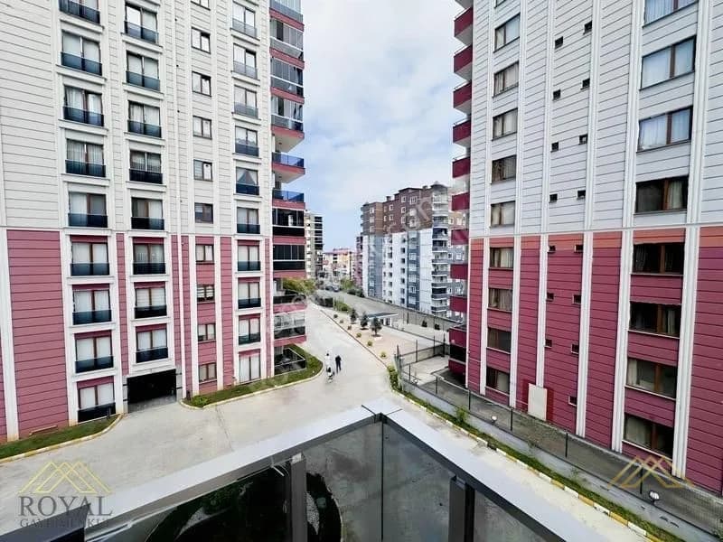 Yalıncak Mah., 4+1 Daire – 230 m², 5 Yaşında, 7M 24