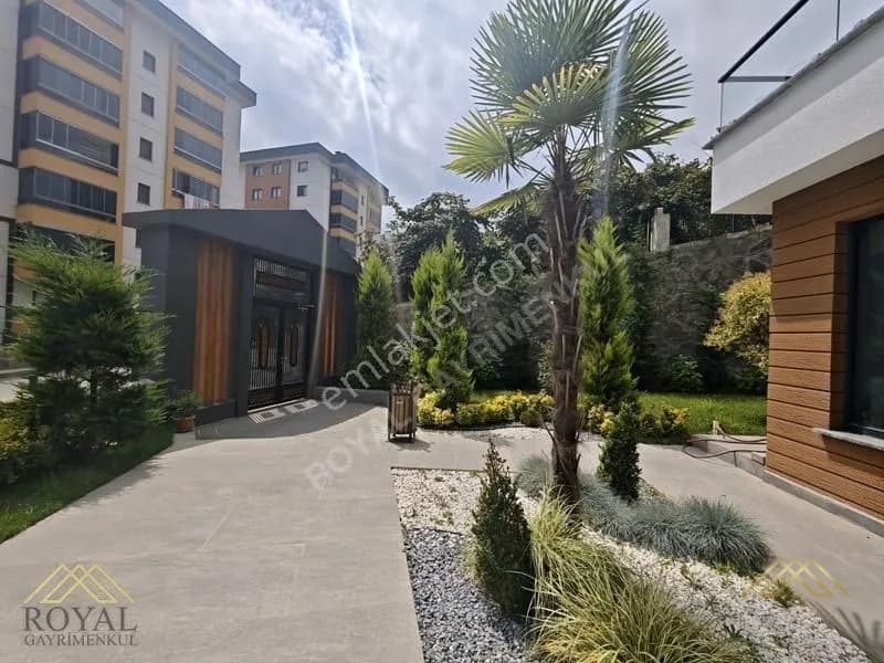 Royal'den Yalıncak Tratopya'da Deniz Manzaralı 4+1 Lüks Daire 11