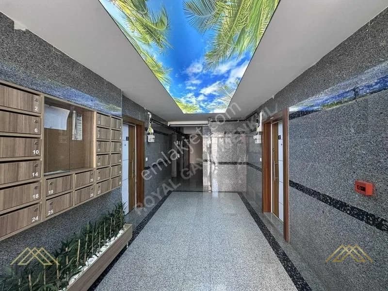 Yalıncak Mah., 4+1 Daire – 230 m², 5 Yaşında, 7M 11